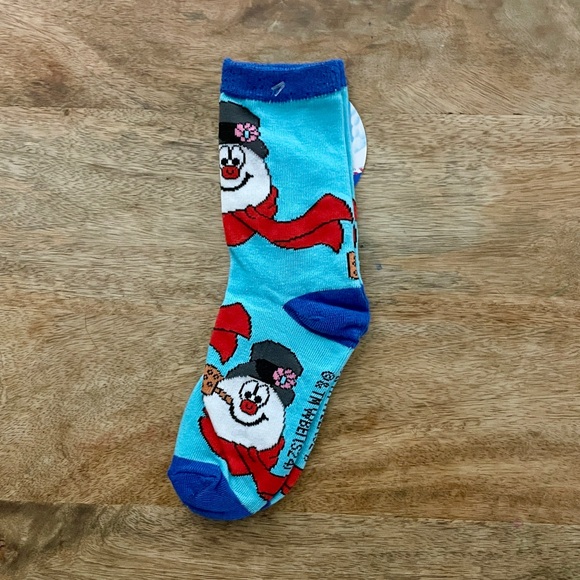 5/$20 NEW Kids 9-2.5 Frosty the Snowman Christmas Socks - Picture 2 of 3